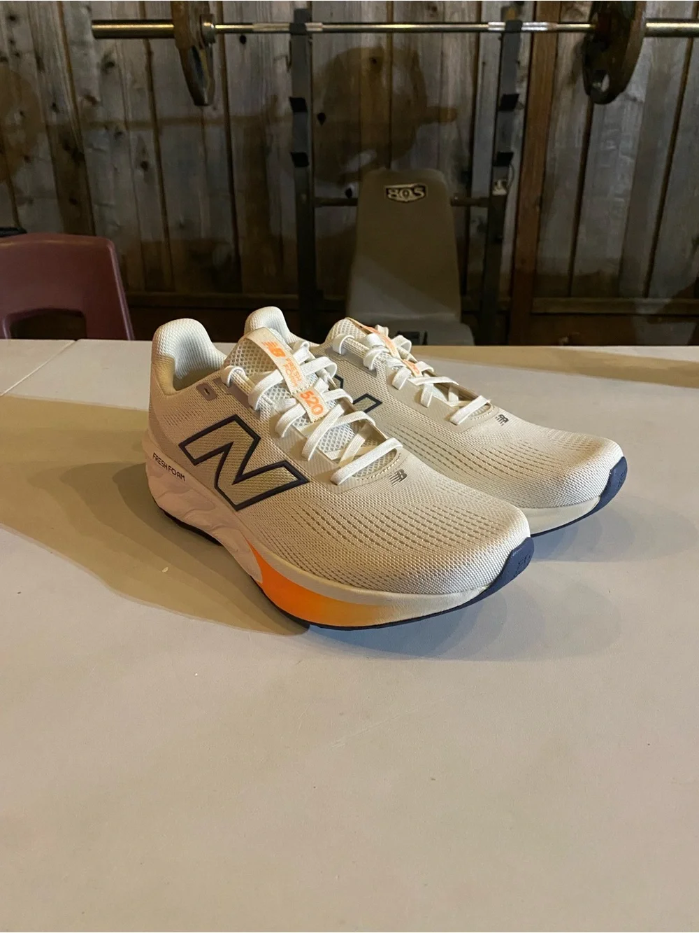 New Balance Fresh Foam 520 V9 Unisex Size 12/10.5 White Running Shoes NEW